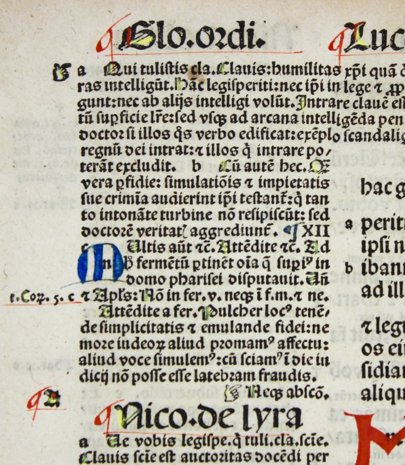 Glossed incunable leaf, 1498. Coloured initials added by hand. St. Luke Gospel. - Click Image to Close